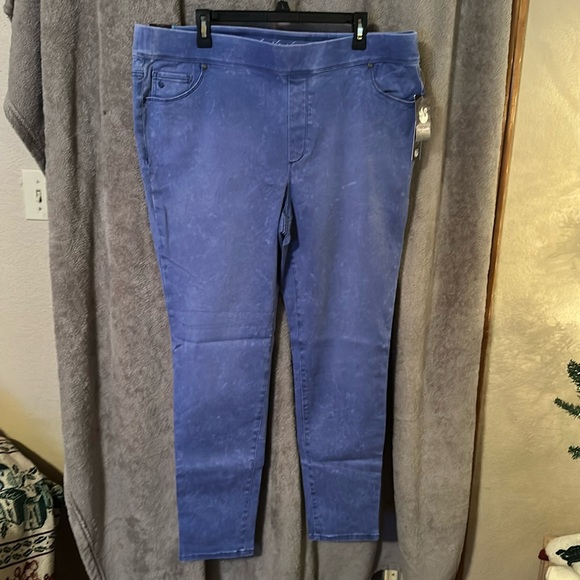 NWT Gloria Vanderbilt Avery pull on slimming 18W Long - Picture 1 of 6